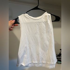 Women’s workout top